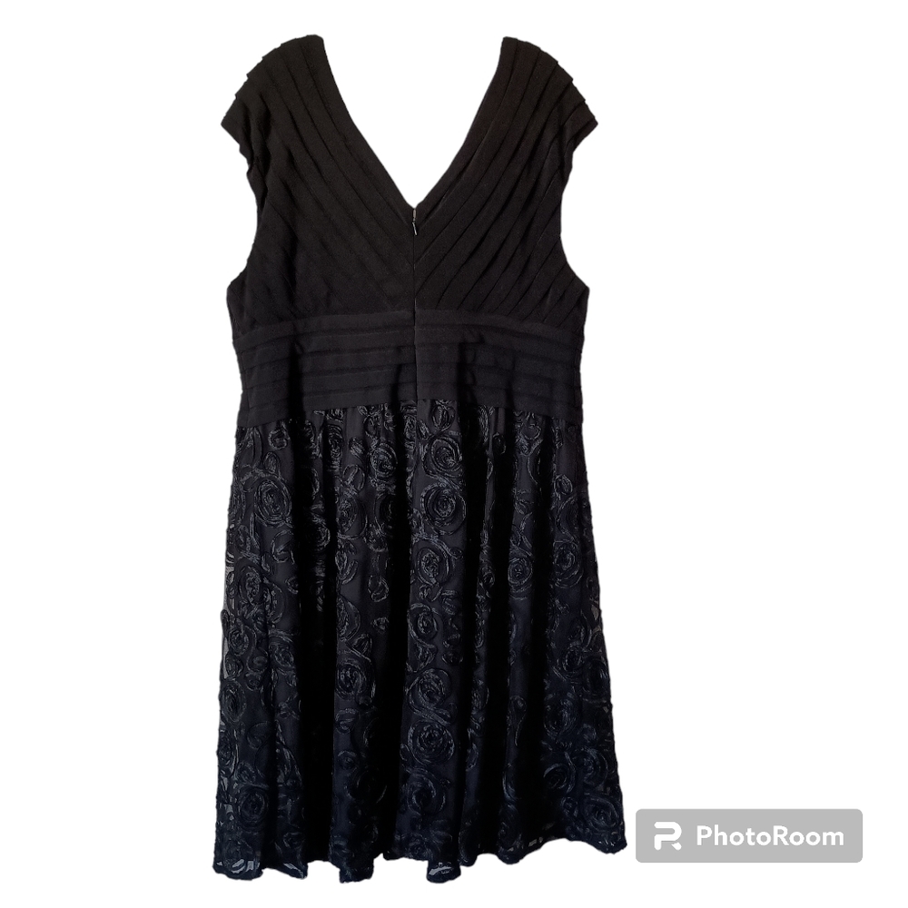 Adrianna Papell Black Cocktail Party Dress 22W Sleeveless Lace Overlay Skirt